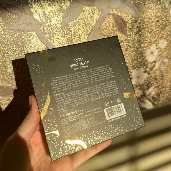 Dito Cosmetics Limited Edition Venus 12 Shade Eyeshadow Palette - Picture 5 of 5